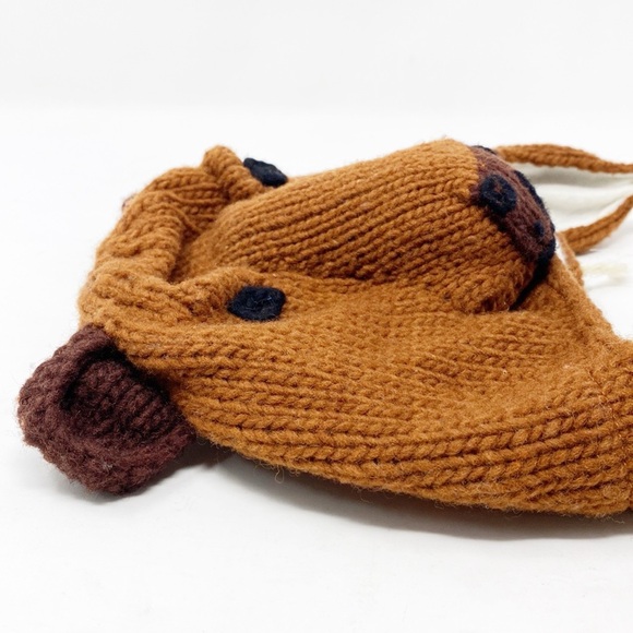 Youth Capybara Animal Hat from Ecuador - Picture 5 of 10